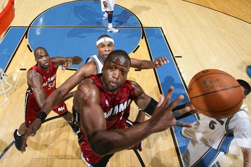 球迷们带来 球迷们带来