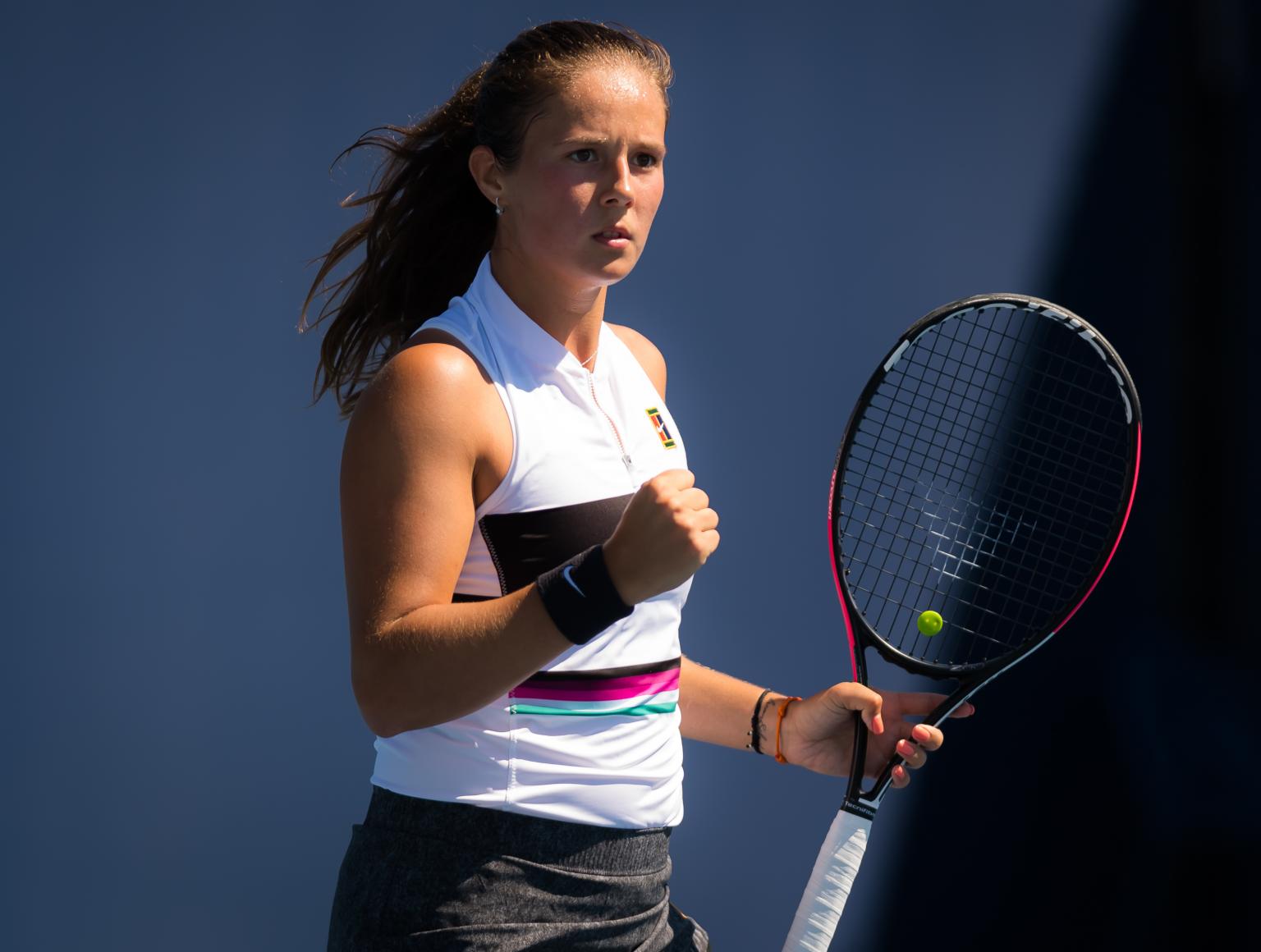 丹尼斯不仅 丹尼斯不仅