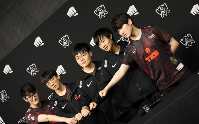 念和成熟的 念和成熟的